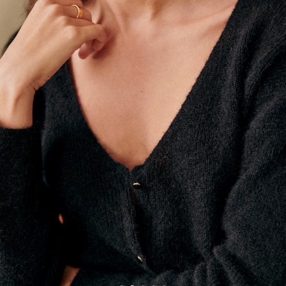 Sezane Barry Cardigan Like New Size Medium - Picture 2 of 6